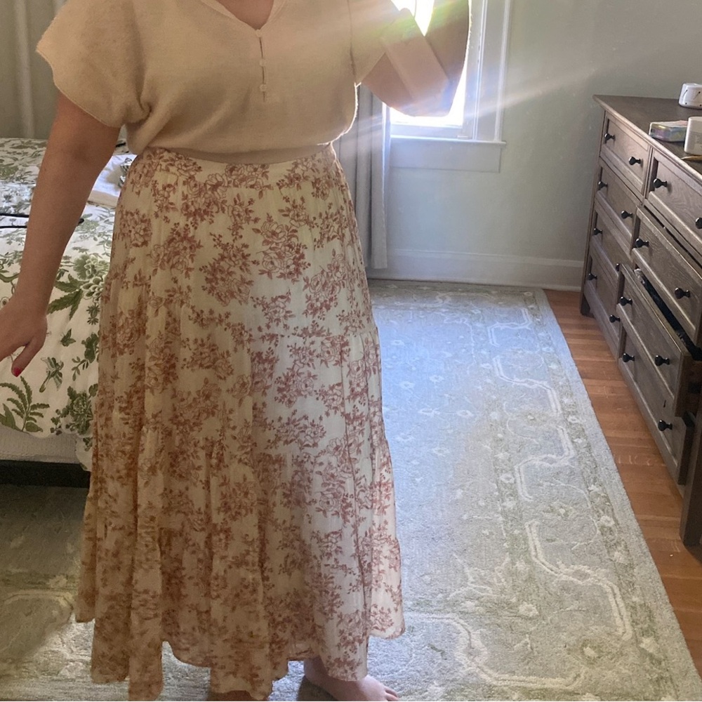 Arula Skirt